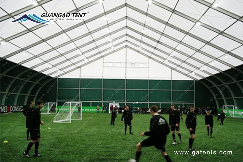 خيمة ملعب كرة القدم