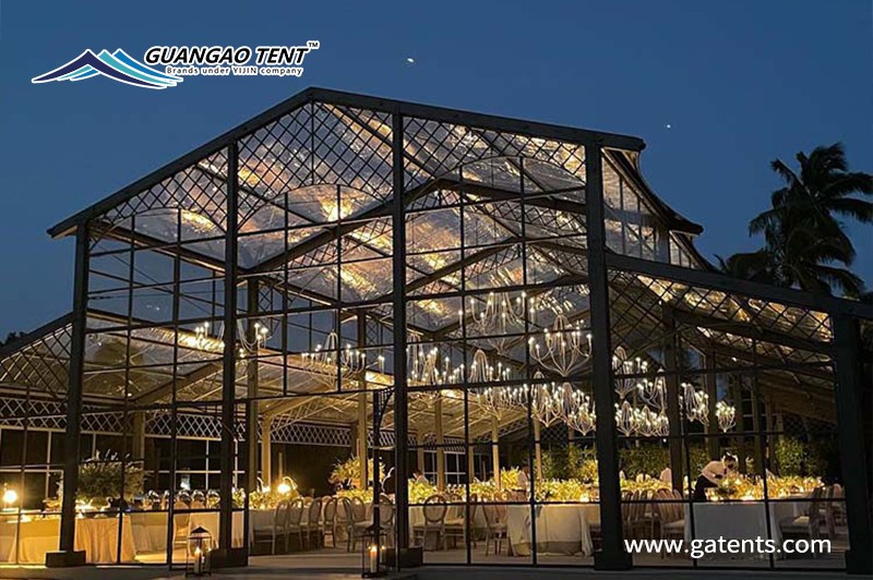 Restaurant tent 16